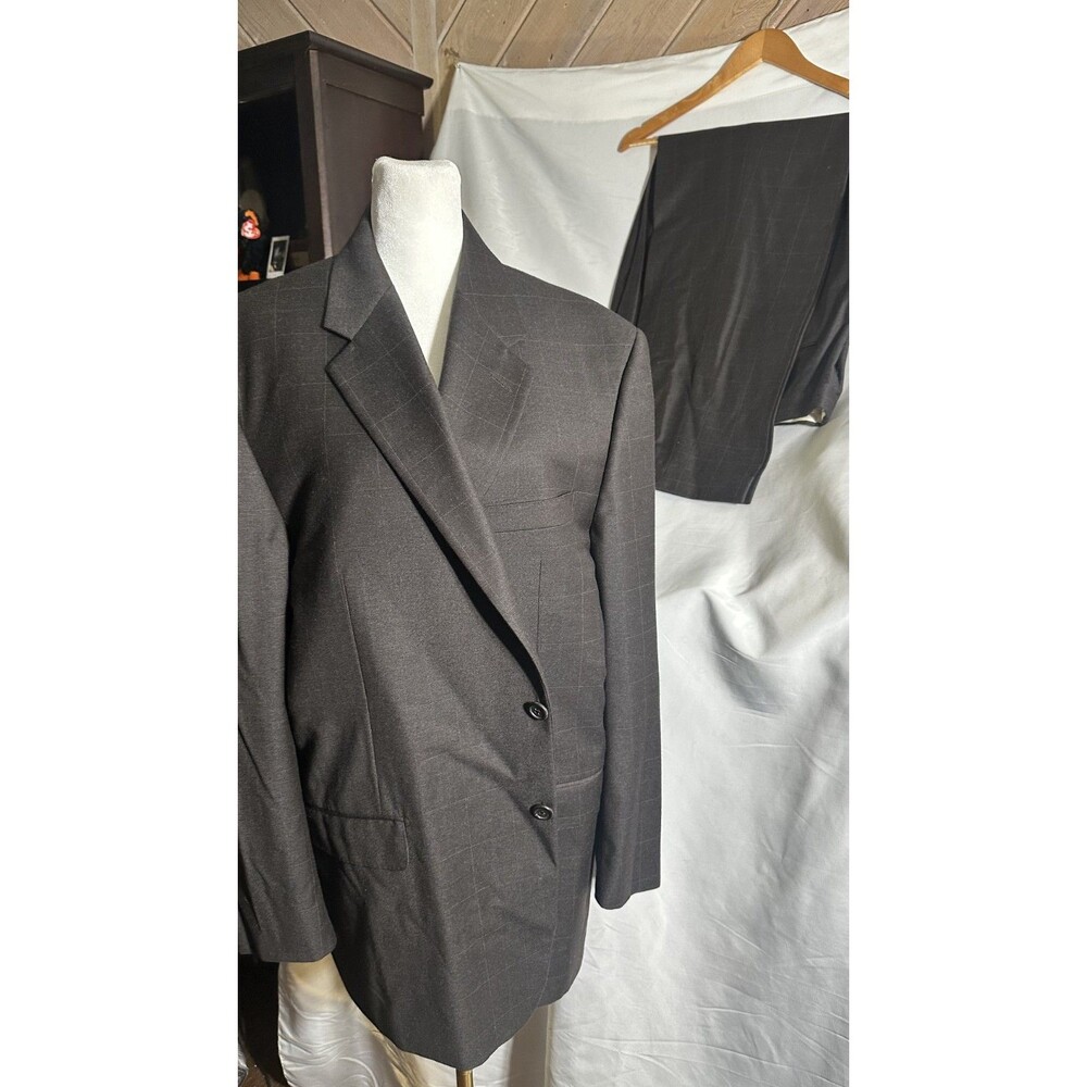 Vintage Brown Hickey Freeman Suit Sz. 46 Reg